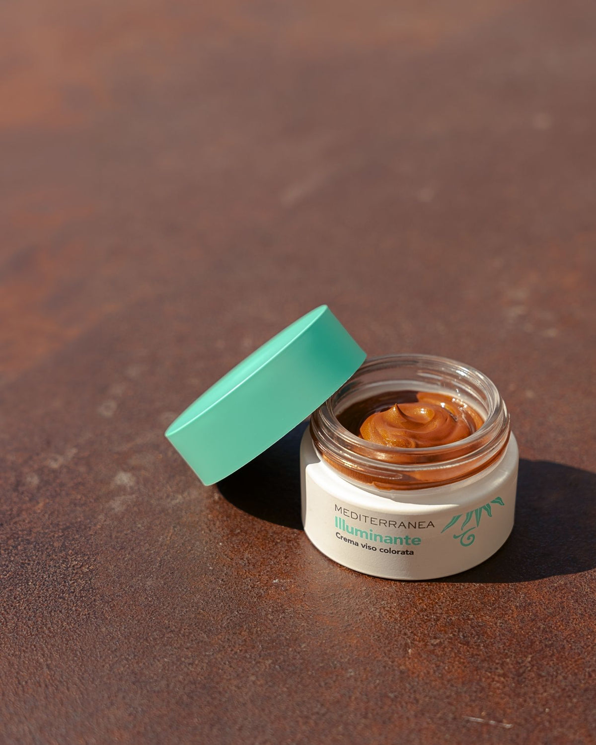 ILLUMINANTE CREMA VISO