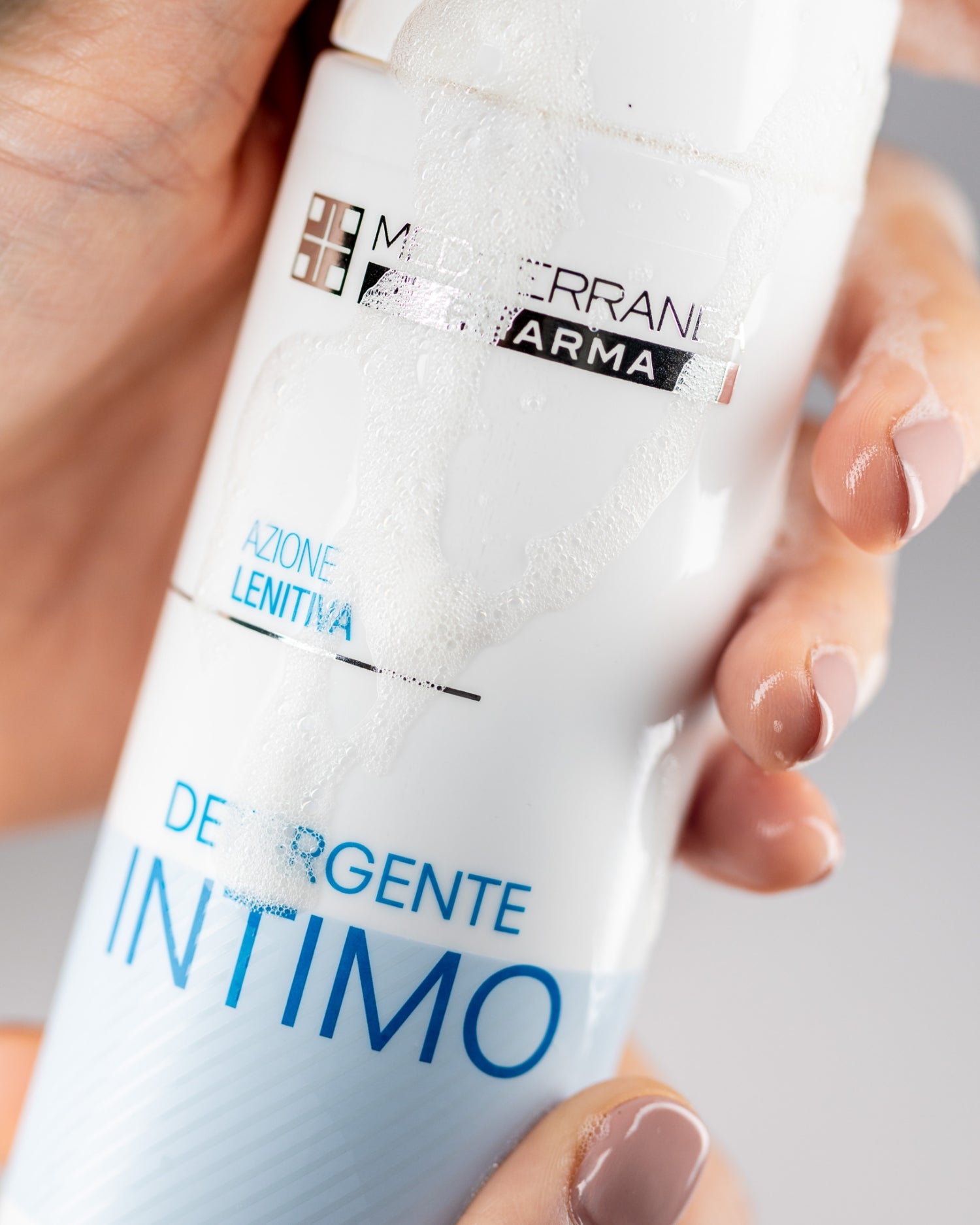 SOOTHING INTIMATE CLEANSER